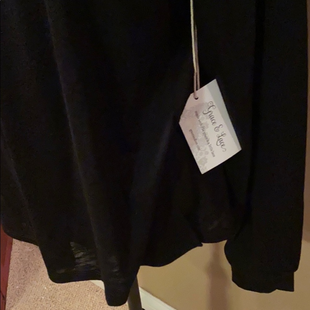 Grace & Lace Black top S NWT - Picture 4 of 10